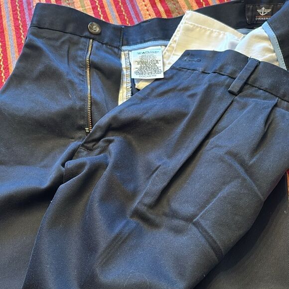 Men’s Dockers size 32x32 in navy - Picture 4 of 5